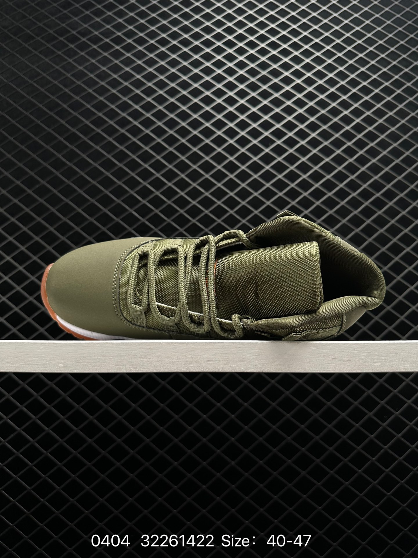 Air Jordan 11 Retro Low 